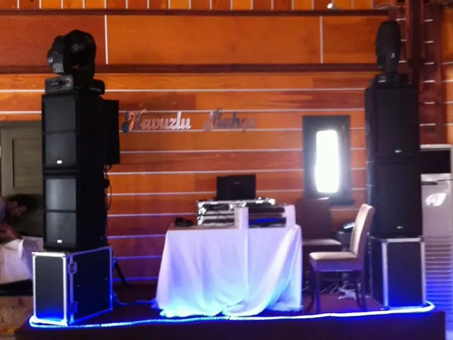 DJ & Backline – İstanbul etkinlik kurulumu, fotoğraf 2