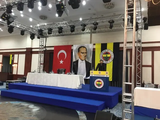 Sahne & Podyum Kiralama – İstanbul etkinlik kurulumu, fotoğraf 4