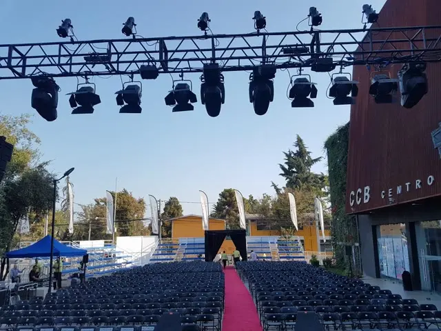 Konser ve festival kurulumu